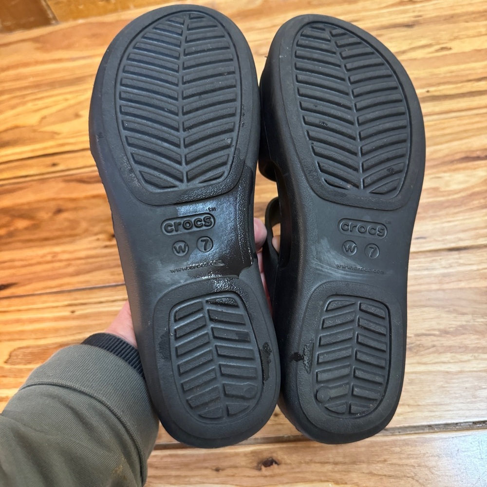 CROCS Lite Ride Wedge Strappy Sandals Slides Black size 7 - Picture 8 of 9